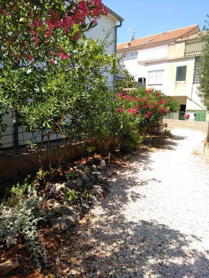Apartman Frketic Zaboric Exterior photo