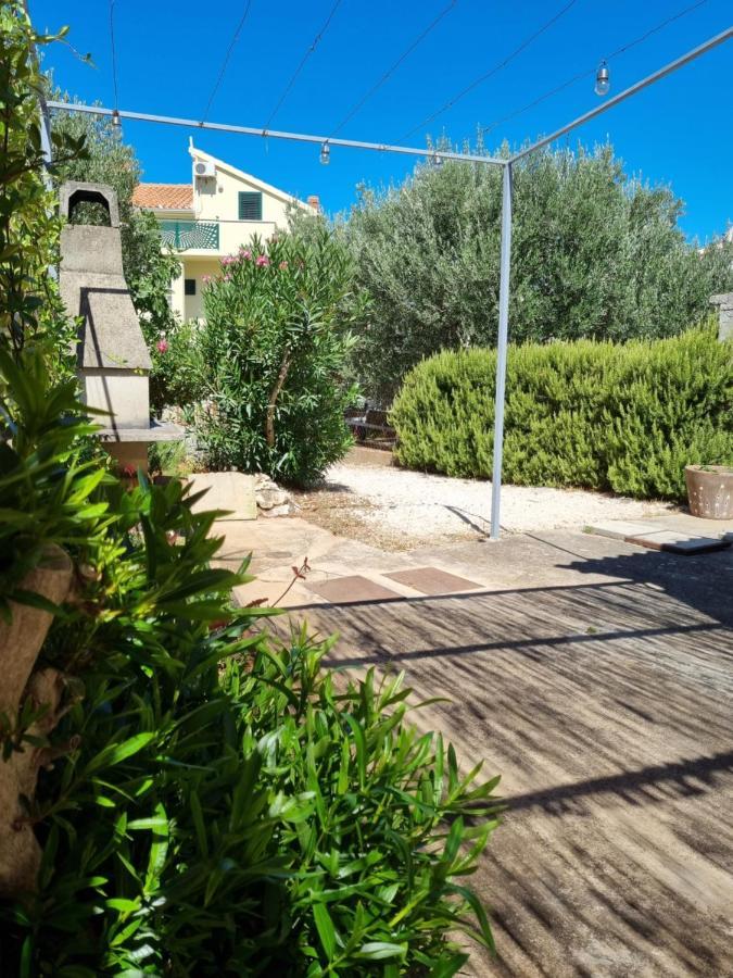 Apartman Frketic Zaboric Exterior photo