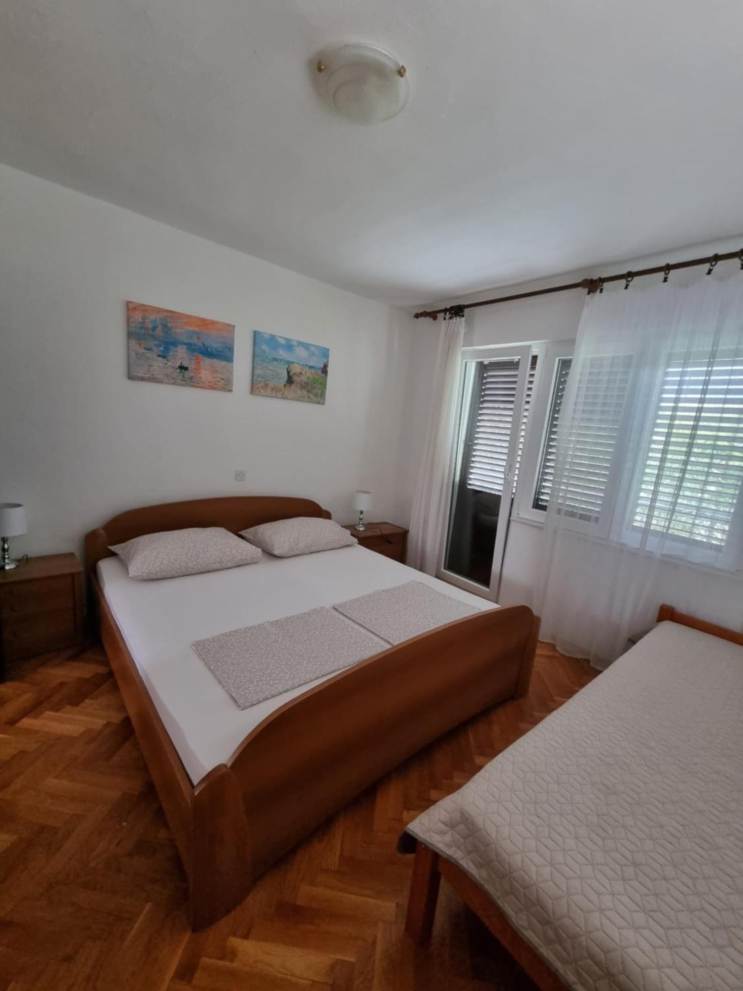 Apartman Frketic Zaboric Exterior photo